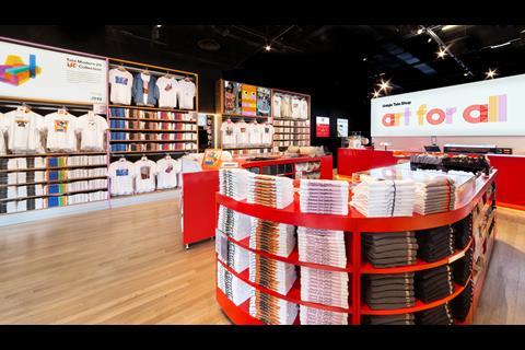 Uniqlo Tate Shop 2, photo credit- Kalory Photo & Video